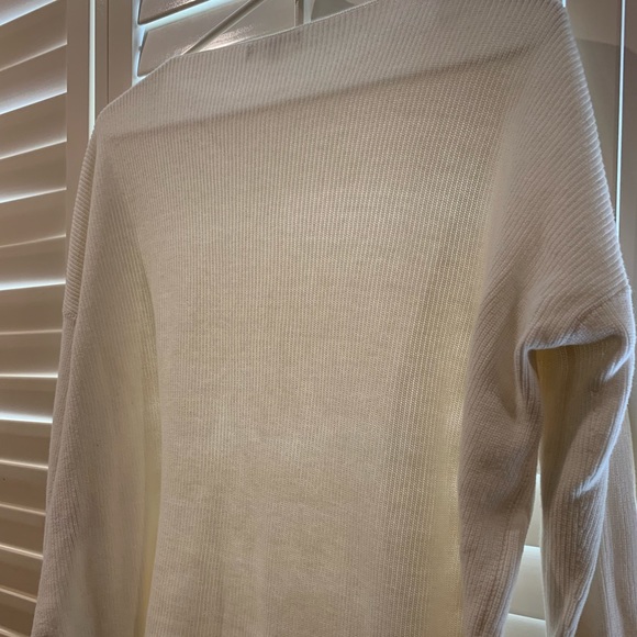 Uniqlo Cotton Cashmere Boxy Boat Neck Sweater - Picture 10 of 10